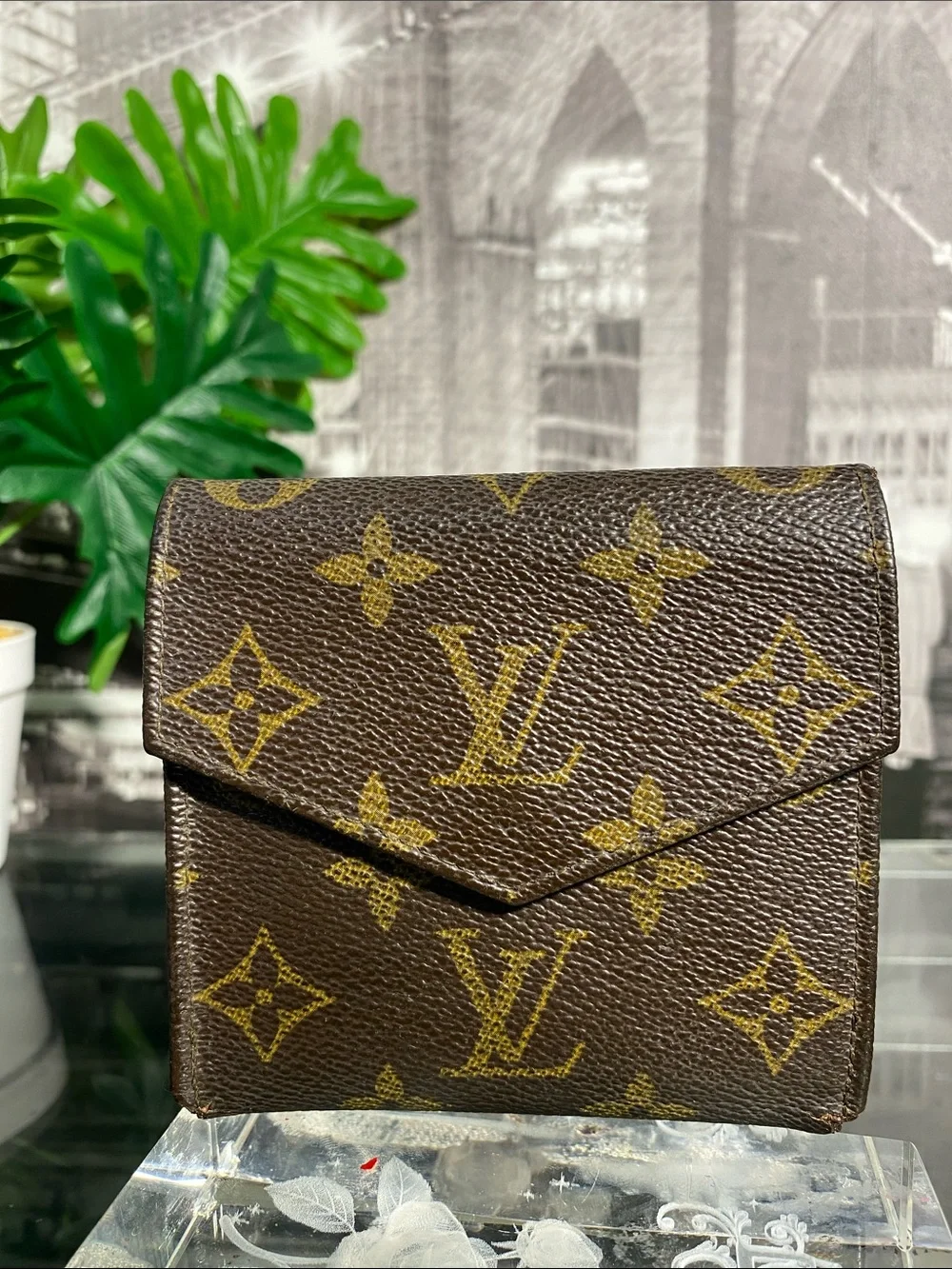 Authentic Vintage Louis Vuitton Monogram Elise Envelope Flap Closure Wallet